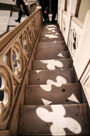 階段装飾の影