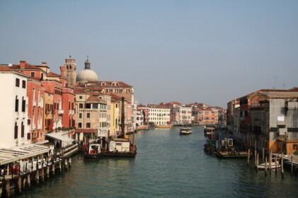 朝のベネツィア