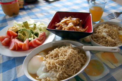 ラーメンに半熟卵