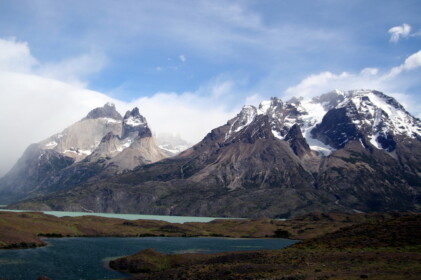 氷河で削られた雪山