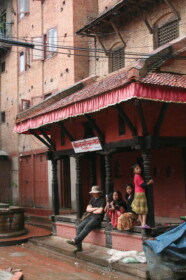 こーへーと美少女4人