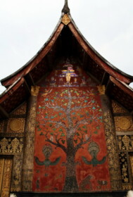 ワット・シェントーン