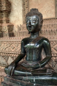 パケオの仏像