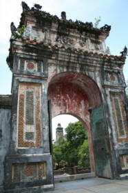 トゥドゥック帝廟