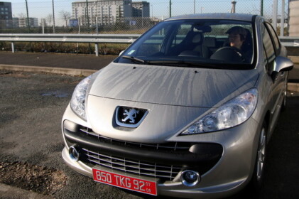 旅のパートナPeugeot 207