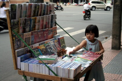 ドンコイ通りにて