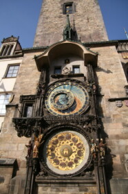 天文時計とカレンダリュム（教会暦）