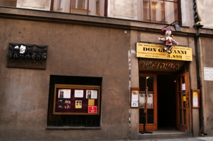 プラハの人形劇「ドンジョバンニ」