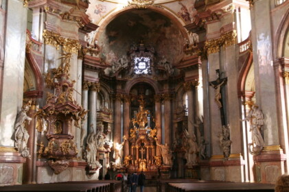 聖ミクラーシュ（ニコラス）教会