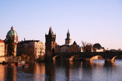 ヴルタヴァ川とカレル橋