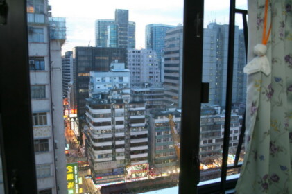 香港ではずっと雨