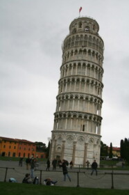ピサの斜塔