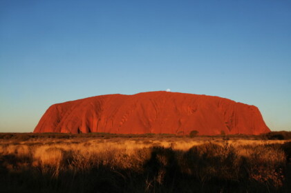 夕焼けののウルル