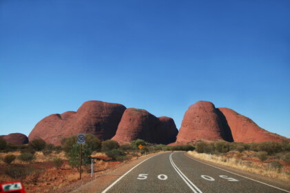 カタジュタとは多くの頭という意味