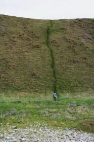 海岸からウオークウエイに戻る階段？