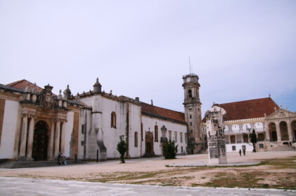 コインブラ大学を見学