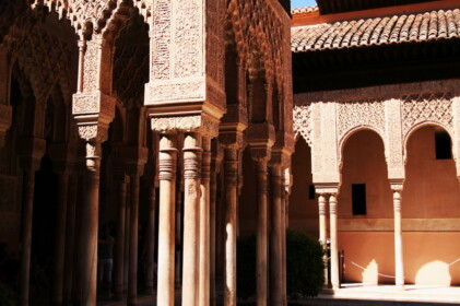 ライオンの庭の回廊