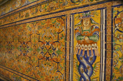 タペストリーの部屋の壁