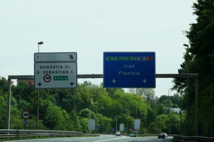 再びフランスに入ります