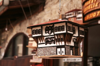 小さい家の模型もお土産の定番