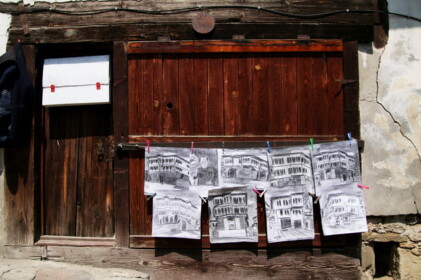 古い民家を描いた絵