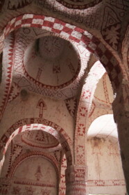 野外博物館の洞窟教会　