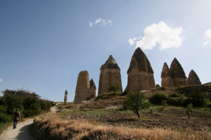 野外博物館近くにある奇岩群