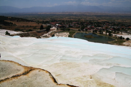 一部の石灰棚には入れません